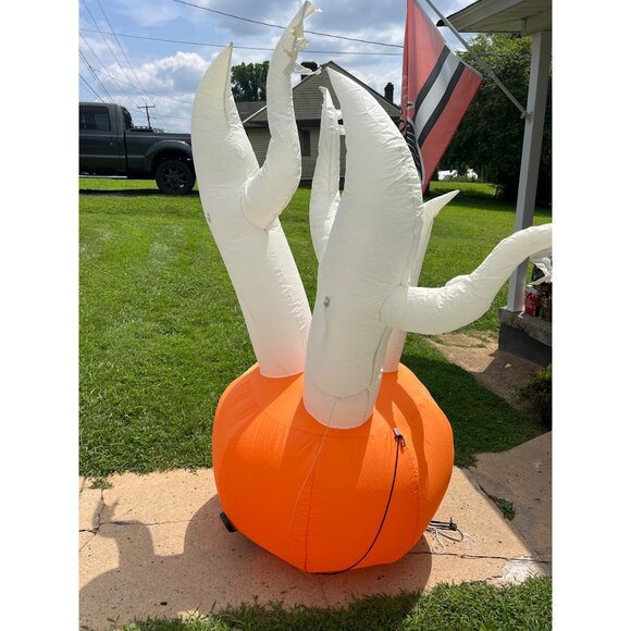 Halloween Inflatable Ghost Decoration With Pumpkin - Picture 4 of 4